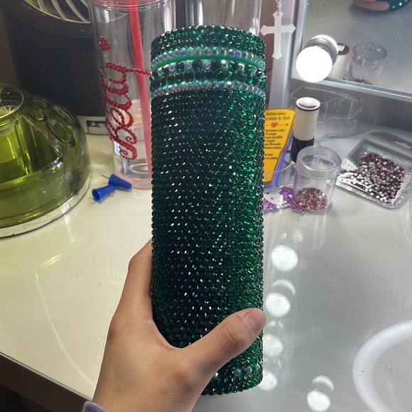 Holiday Crystal Cup - Picture 4 of 4